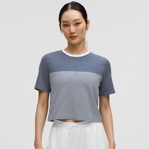 Lululemon Seamless Classic-Fit Mariner Stripe Cropped T-Shirt - Size Large